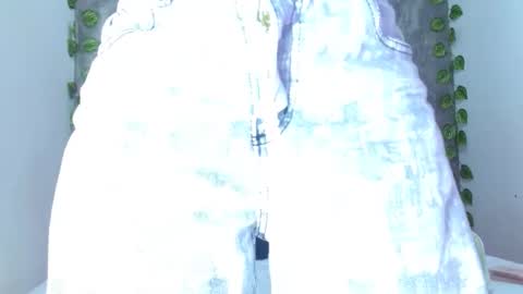 Anita Correa online show from 04/04/26, 07:44