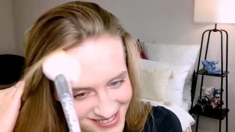 Anita online show from 09/15/25, 02:06