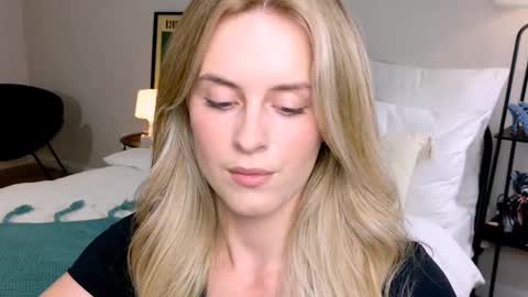 Anita online show from 09/19/25, 03:45