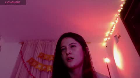 Snapshot of anitafox_ chatting on 02/14/25, 06:02 Anitafoxx online show from 02/14/25, 06:02