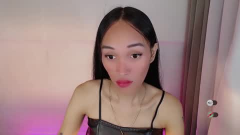 Snapshot of anitaguen chatting on 12/18/24, 12:18 anita online show from 12/18/24, 12:18