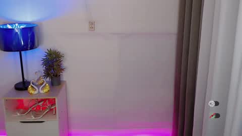 Snapshot of anitaguen chatting on 02/20/25, 12:30 anita online show from 02/20/25, 12:30