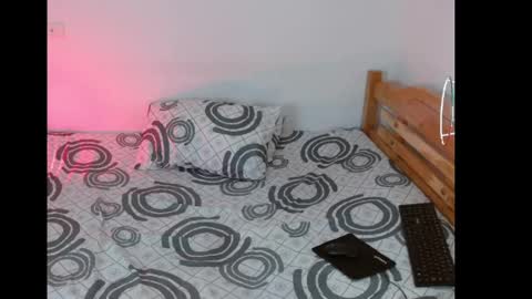 Snapshot of anitaturnerr chatting on 02/10/25, 02:19 anitaturnerr online show from 02/10/25, 02:19