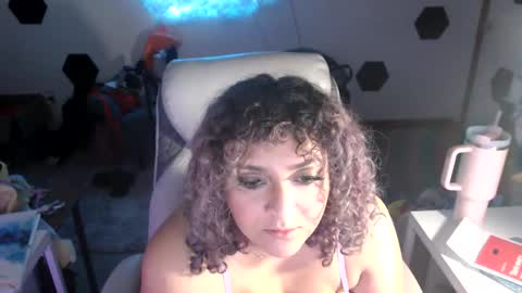 Snapshot of anitaxvalentina chatting on 04/18/26, 02:59 Anita Valentina online show from 04/18/26, 02:59
