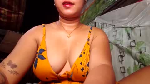 anivia15 online show from 04/21/26, 01:39