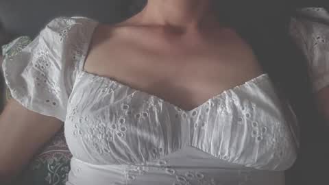 Snapshot of anje_forsexytime chatting on 05/27/26, 04:04 Anje online show from 05/27/26, 04:04