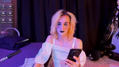 Angel online show from 11/01/25, 07:38