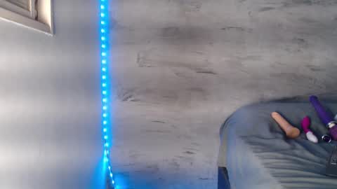 Hello My name is NaiaraPv is OPEN online show from 01/04/25, 07:02