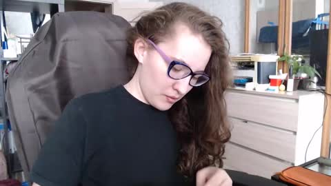 Snapshot of ankey_rayah chatting on 12/10/24, 06:22 Nameless online show from 12/10/24, 06:22