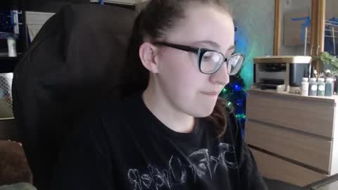 Snapshot of ankey_rayah chatting on 01/10/25, 11:33 Nameless online show from 01/10/25, 11:33