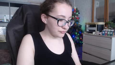 Snapshot of ankey_rayah chatting on 01/13/25, 03:23 Nameless online show from 01/13/25, 03:23