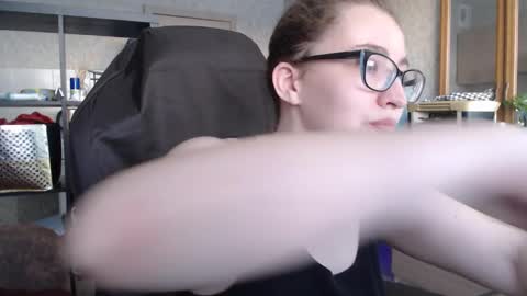 Snapshot of ankey_rayah chatting on 01/15/25, 10:27 Nameless online show from 01/15/25, 10:27