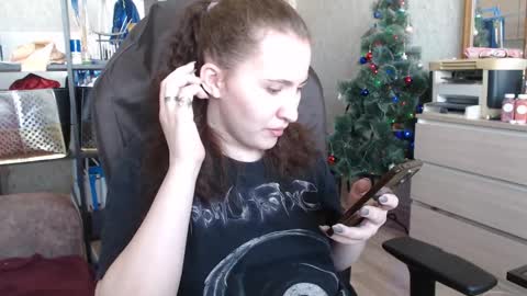 Snapshot of ankey_rayah chatting on 01/24/25, 05:31 Nameless online show from 01/24/25, 05:31