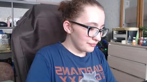 Snapshot of ankey_rayah chatting on 02/04/25, 08:35 Nameless online show from 02/04/25, 08:35
