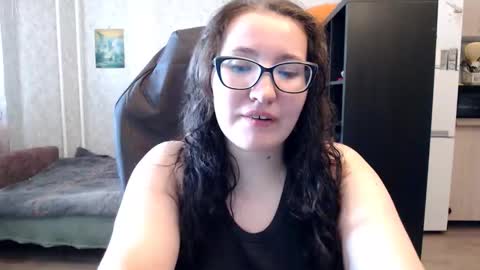 Snapshot of ankey_rayah chatting on 09/11/25, 04:23 Nameless online show from 09/11/25, 04:23