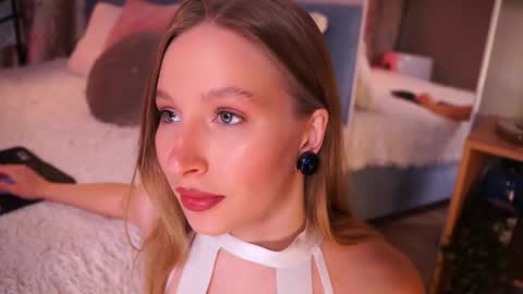 Ann online show from 09/28/25, 02:55