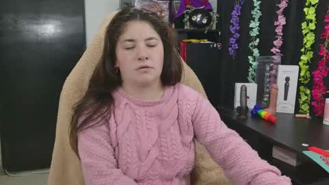 Only fans   online show from 12/22/25, 11:29