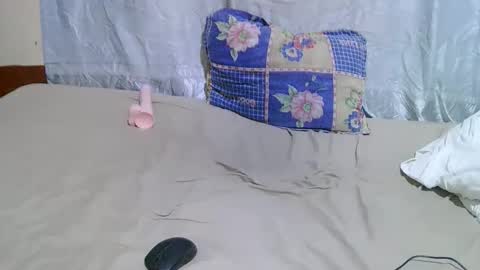 ann_keller online show from 02/22/26, 02:15