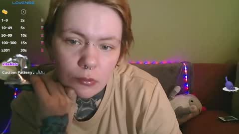 Snapshot of ann_lelala_ chatting on 02/19/25, 10:12 ann_lelala_ online show from 02/19/25, 10:12