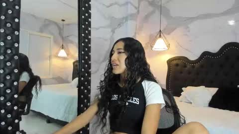 Ana  online show from 11/19/25, 11:43