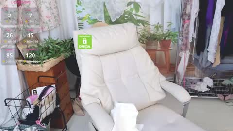 Snapshot of anna6513812 chatting on 05/25/26, 01:44 anna6513812 online show from 05/25/26, 01:44