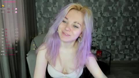 Anna online show from 12/19/25, 08:21