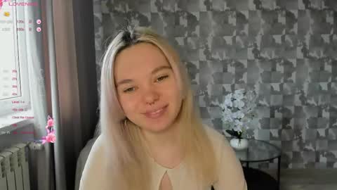 Anna online show from 04/19/26, 07:07