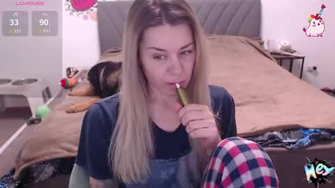 Snapshot of anna_ana chatting on 02/13/26, 06:37 Anadirectgirl online show from 02/13/26, 06:37