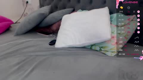 anna_asss online show from 04/18/26, 07:07