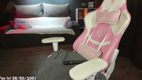 AnnaThe next stream is tomorrow online show from 03/07/25, 06:02