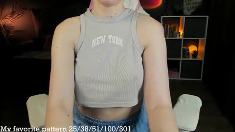 Snapshot of anna_belle3 chatting on 02/06/26, 01:10 AnnaThe next stream is tomorrow online show from 02/06/26, 01:10