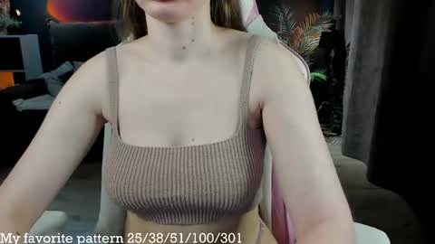 Snapshot of anna_belle3 chatting on 03/21/26, 01:54 AnnaThe next stream is tomorrow online show from 03/21/26, 01:54
