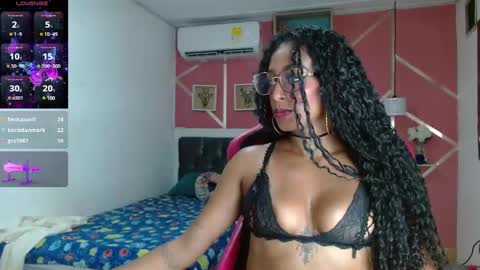 Snapshot of anna_lus1 chatting on 12/22/24, 04:06 lus online show from 12/22/24, 04:06