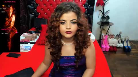 Snapshot of anna_lwice chatting on 09/15/25, 10:21 Ana online show from 09/15/25, 10:21