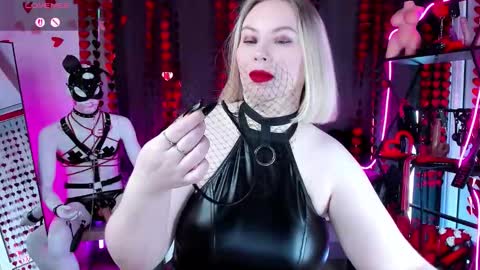 Snapshot of anna_maxwell chatting on 02/14/26, 02:30 Anna online show from 02/14/26, 02:30