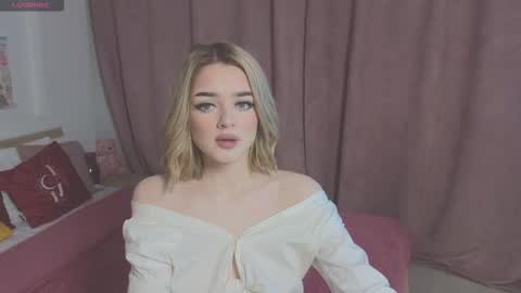 Anna online show from 11/12/25, 09:21