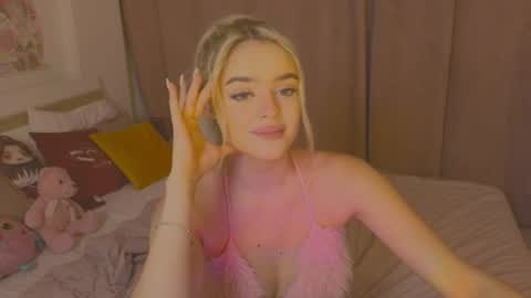 Snapshot of anna_nickol chatting on 07/07/26, 05:17 Anna online show from 07/07/26, 05:17