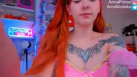 Snapshot of anna_prince chatting on 01/18/25, 06:24 Anna online show from 01/18/25, 06:24