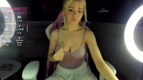 Anna online show from 02/26/26, 01:48