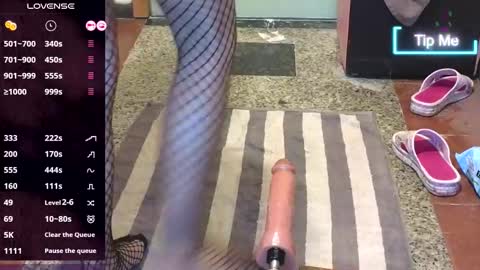 Anna online show from 11/15/25, 08:27