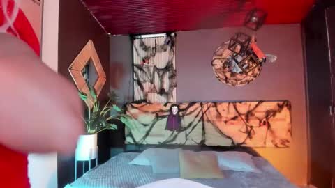 Anna online show from 10/30/25, 03:08