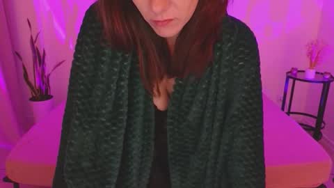 annaabels online show from 10/13/25, 05:02