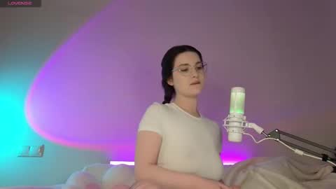 AnnaAoki online show from 10/11/25, 06:01