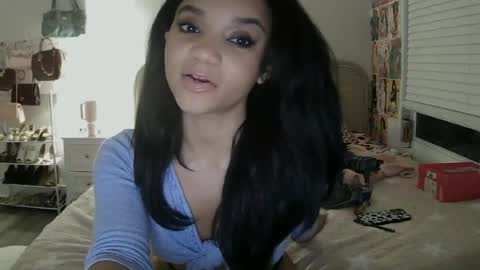 Snapshot of annabananaxoxoxo chatting on 06/21/26, 04:26 anna banana online show from 06/21/26, 04:26