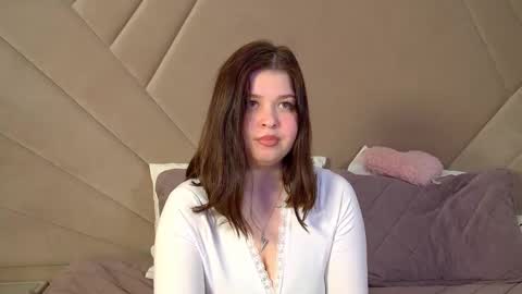 AnnaBanksy online show from 04/20/26, 04:48