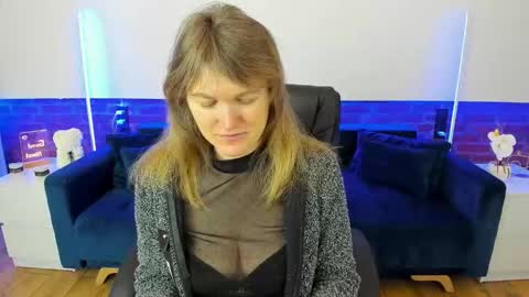 Annabel online show from 02/08/26, 06:17