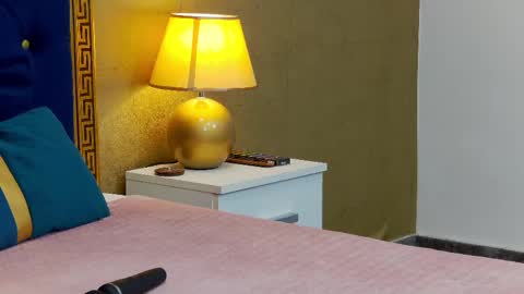 Snapshot of annabellerise chatting on 02/19/25, 06:10 Anna online show from 02/19/25, 06:10