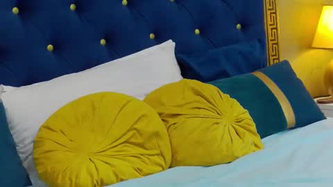 Snapshot of annabellerise chatting on 03/05/25, 12:16 Anna online show from 03/05/25, 12:16