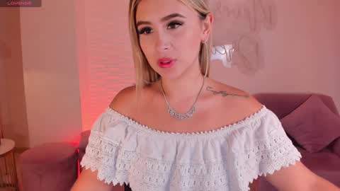 Anna Brooks  online show from 01/30/25, 07:48