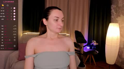 Anna online show from 09/19/25, 02:24